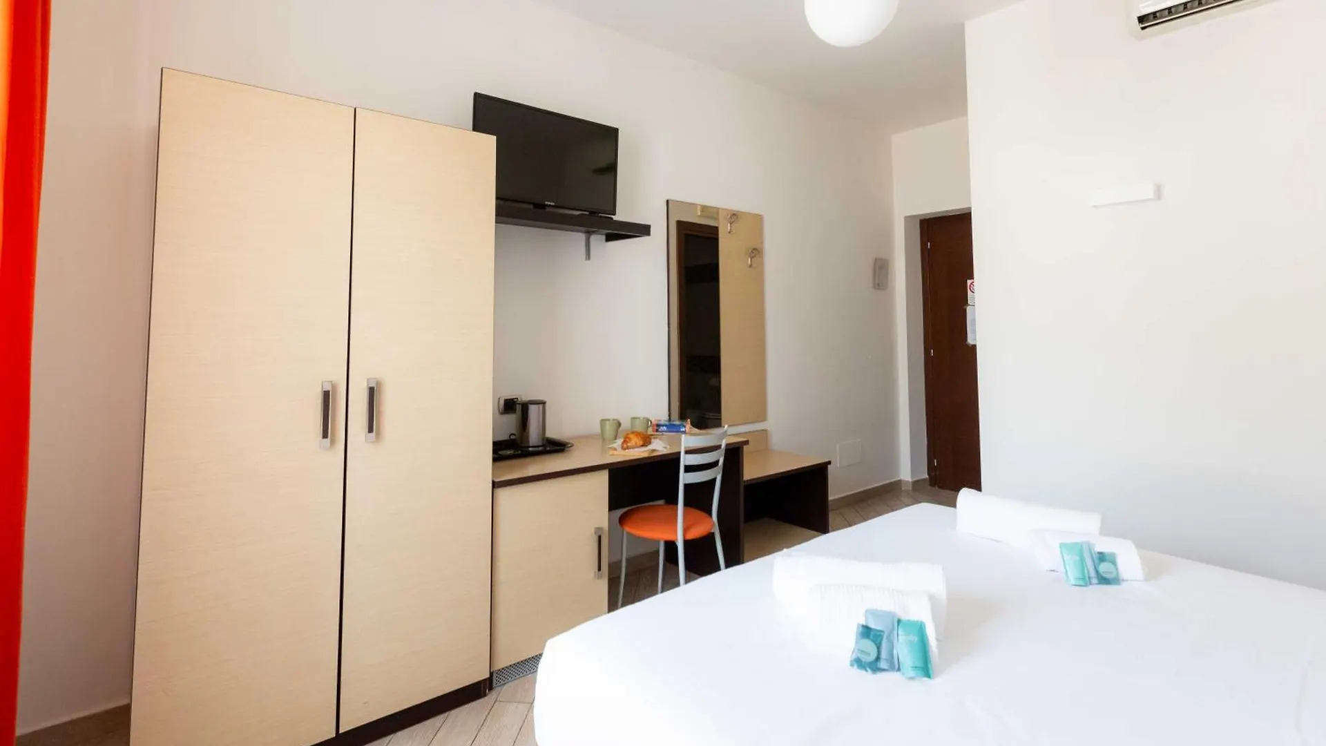 Termini -Statuto Zen Guesthouse- Zen01 Rom 0*,  Italien