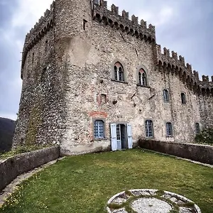 https://castello-di-fosdinovo.it-tuscanyhotel.com